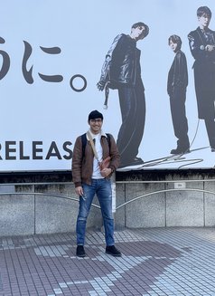 Alex - Male escort in Tokyo Photo 3 of 4