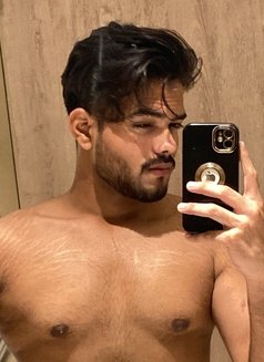 Alex Here - Male escort in New Delhi Photo 1 of 4