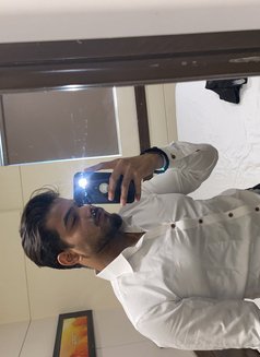 Alex Here - Male escort in New Delhi Photo 7 of 9