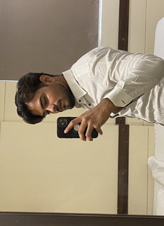 Alex Here - Male escort in New Delhi Photo 9 of 9