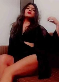 Alex - Transsexual escort in Noida Photo 3 of 18