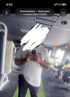 Alex - Acompañantes masculino in Ahmedabad Photo 1 of 2