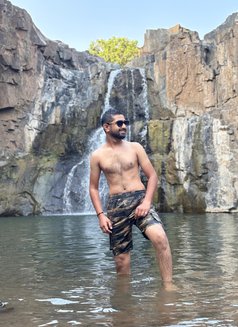 (Alex) - Acompañantes masculino in Ahmedabad Photo 2 of 3