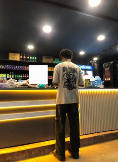 Alex - Male escort in Guwahati Photo 2 of 3