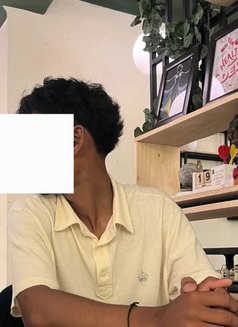 Alex - Male escort in Guwahati Photo 3 of 3