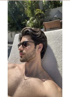 ALEX - Male escort in Jaipur Photo 1 of 4