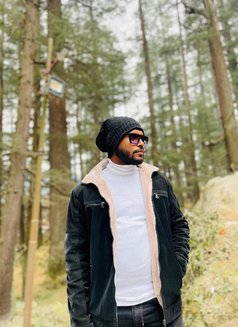 Bisexual Alex - Male escort in Kolkata Photo 3 of 9