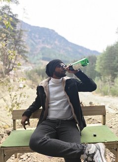 Bisexual Alex - Male escort in Kolkata Photo 7 of 9