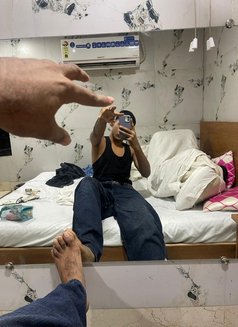 Alex - Male escort in Mumbai Photo 2 of 5