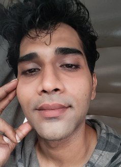 Alex - Male escort in Mumbai Photo 11 of 12