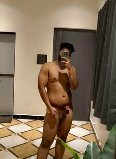 Alex - Male escort in Mumbai Photo 12 of 12