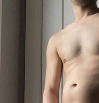 Alex - Male escort in London, Ontario