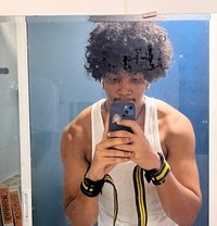 Alex - Male escort in Ajmān