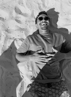 Alex - Male escort in Beirut Photo 3 of 4