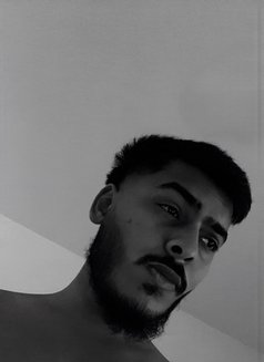 Alex - Acompañantes masculino in Dubai Photo 3 of 3