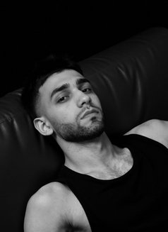 ALeX 🇷🇺 - Male escort in Dubai Photo 9 of 10