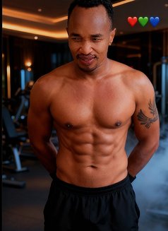 Alex Masseur - Masajista in Nairobi Photo 6 of 10