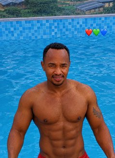 Alex Masseur - masseur in Nairobi Photo 4 of 4