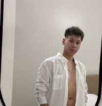 Alex Real White Russian Boy 🇷🇺 - Male escort in Jeddah Photo 1 of 8