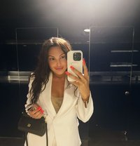 Alex - escort in Abu Dhabi Photo 13 of 13