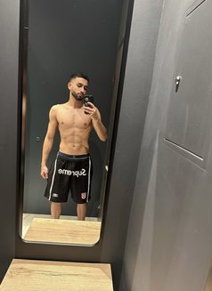 ALeX π·πΊ - Male escort in Dubai Photo 12 of 12