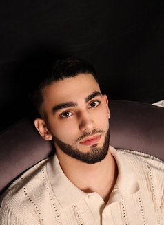 ALeX π·πΊ - Male escort in Dubai Photo 6 of 7