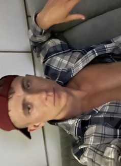 Alex - Male escort in Shenzhen Photo 2 of 5