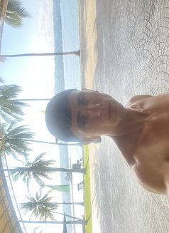 Alex - Male escort in Shenzhen Photo 3 of 5