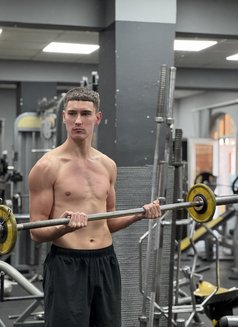 Alex - Male escort in Yerevan Photo 13 of 14