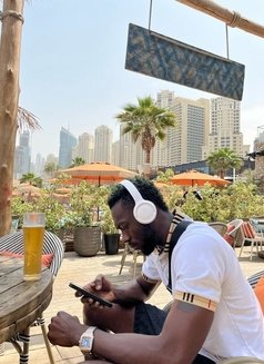 Alex Spencer - Male escort in Dubai Photo 4 of 5