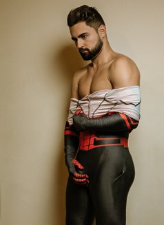 Alex Steel - Masajista in Barcelona Photo 3 of 23