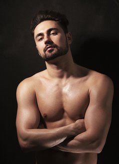 Alex Steel - Masajista in Barcelona Photo 10 of 23