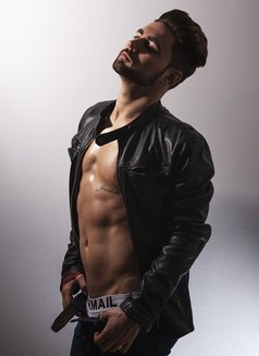 Alex Steel - Masajista in Barcelona Photo 18 of 23