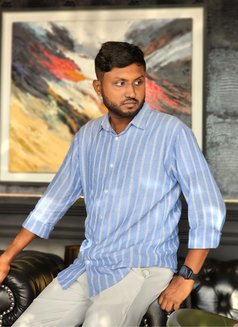 Alex Sunny - Male escort in Dhaka Photo 4 of 5