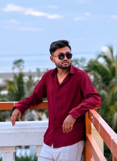 Alex Sunny - Male escort in Dhaka Photo 6 of 8