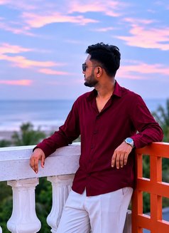 Alex Sunny - Male escort in Dhaka Photo 8 of 8