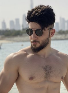 Alex - Male escort in Dubai Photo 2 of 2