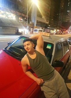 Alex - Male escort in Bangkok Photo 2 of 3