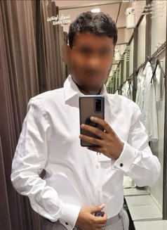 Alex, Do your Fantasy - Acompañantes masculino in Dubai Photo 1 of 4