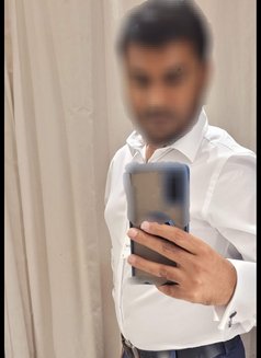 Alex, Do your Fantasy - Acompañantes masculino in Dubai Photo 2 of 4