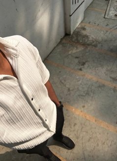 Alex77 - masseur in Mumbai Photo 1 of 1