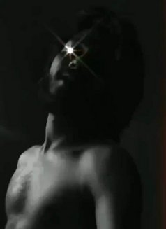 Aaryan xo Massage & cam show - Masajista in Mumbai Photo 2 of 3