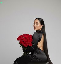 Alexa - escort in Abu Dhabi Photo 4 of 6