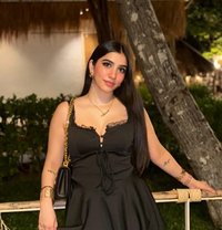 Alexa Carry - puta in Al Juffair