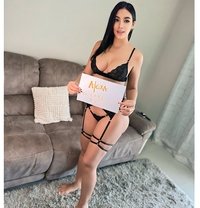 Alexa - escort in Abu Dhabi Photo 1 of 6