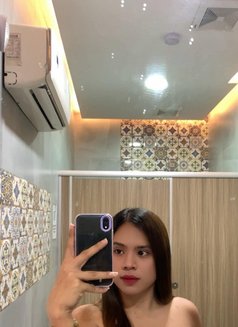 Alexa - escort in Makati City Photo 2 of 4