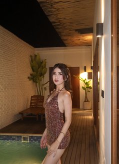 Alexa - escort in Taipei Photo 5 of 7