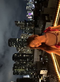 Alexa - Transsexual escort in Manila Photo 2 of 2