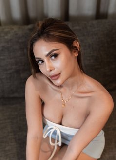 ALEXA FROM MADRID - escort in Singapore Photo 18 of 19