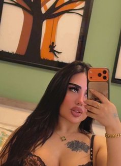 Alexa Hot - escort in Muscat Photo 1 of 5